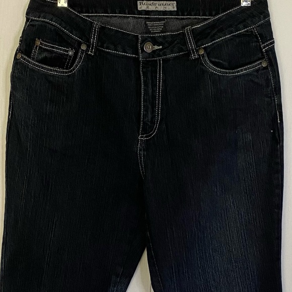 Roadrunner Women's Sz12x31 Dark Denim Straight Leg Stretch Jeans - Picture 2 of 16